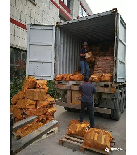 南京平客壁爐進(jìn)口燃木入庫實(shí)拍.png