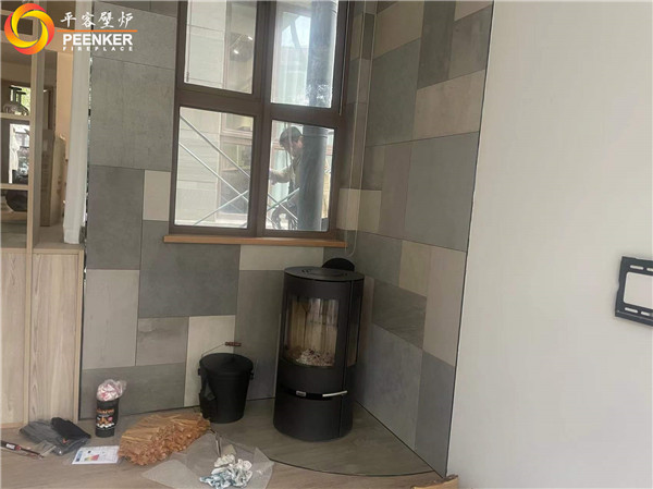 上海依云聽香園丹麥Aduro A9壁爐安裝.jpg