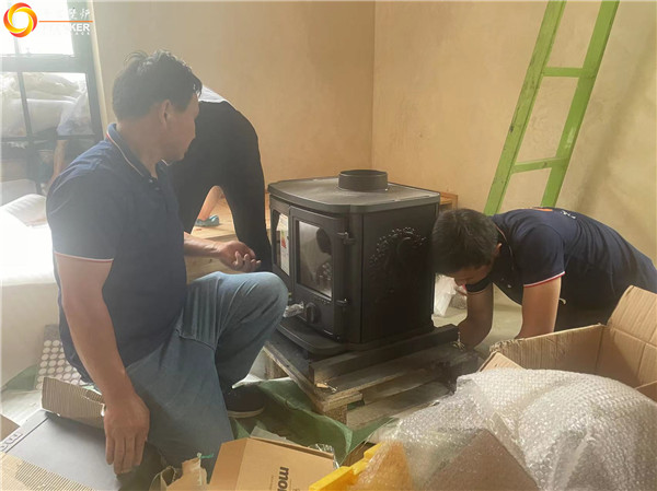 平客壁爐上海捷克小區丹麥Morso鑄鐵火爐2140安裝.jpg