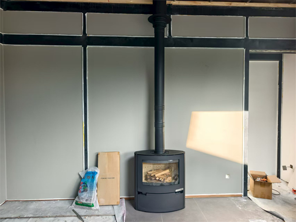 蘇州本色美術館丹麥Aduro 15壁爐安裝.jpg